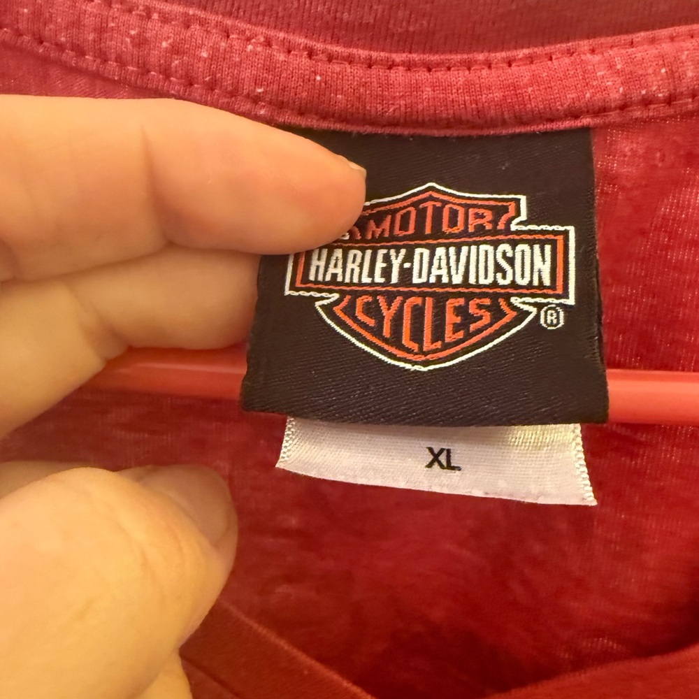 Harley-Davidson Red Short Sleeve Logo Tee with Gold Print - Picture 4 of 9